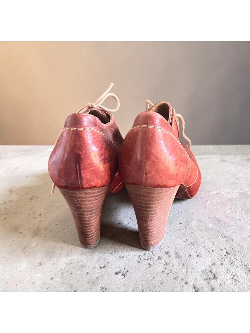 Fossil Tamiko Oxford Heels | Vintage Cognac Leather Lace-Up Pumps | Size 6.5 - Picture 4 of 10